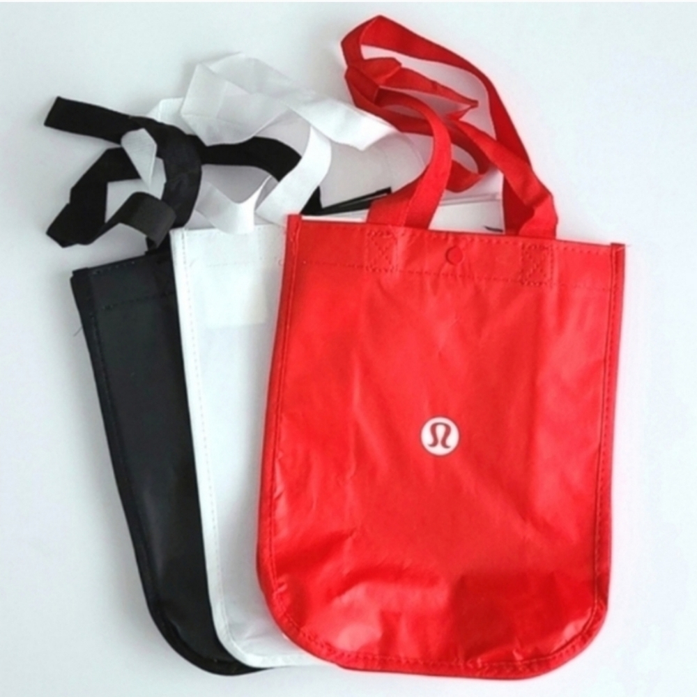 Lululemon 3 Reusable Totes Caryall Red White Black
